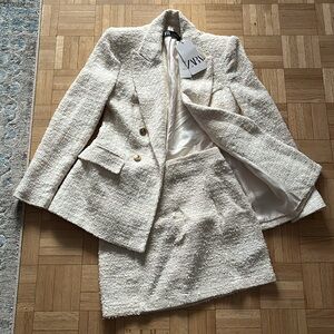 COPY - Set of blazer with skirt off white from Zara .. new with tag!